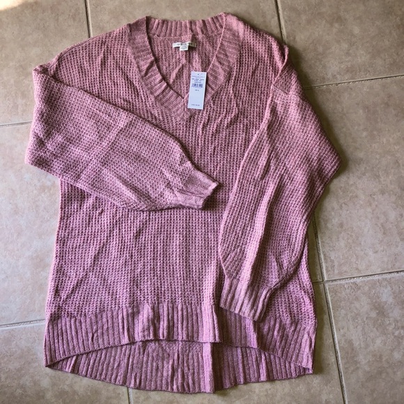 🔥NWT🔥 American Eagle Outfitters Women’s Oversized V-Neck Sweater - Picture 4 of 8